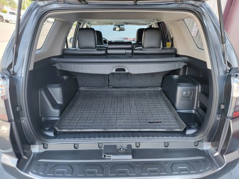 Used 2018 Toyota 4Runner SR5 Premium image 29