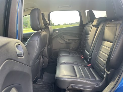 Used 2019 Ford Escape SEL image 9