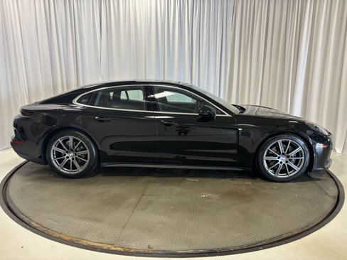 New 2025 Porsche Panamera 4 image 10