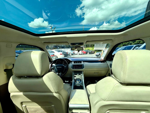 Used 2013 Land Rover Range Rover Evoque Prestige image 33