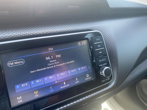 Used 2020 Nissan Kicks S image 22