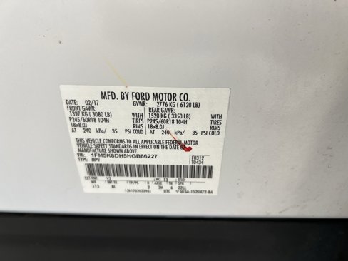 Used 2017 Ford Explorer XLT image 47
