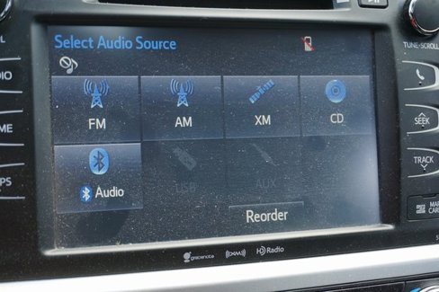Used 2017 Toyota Highlander FWD V6 image 20