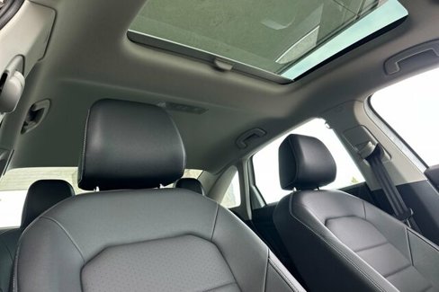 New 2024 Volkswagen Jetta SE image 16