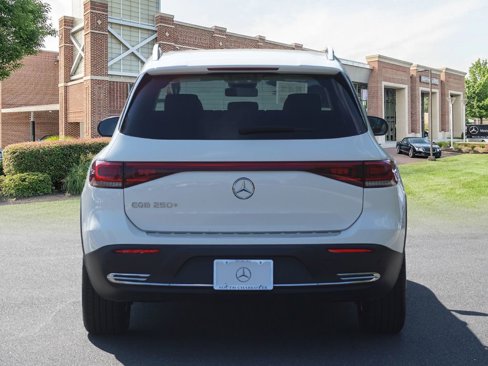 Certified 2023 Mercedes-Benz EQB 250+ image 5