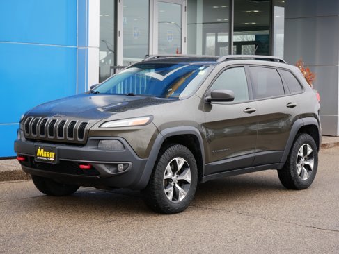 Used 2015 Jeep Cherokee Trailhawk w/ Leather Interior Group image 6
