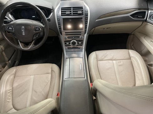 Used 2018 Lincoln MKZ Reserve w/ Technology Package image 2