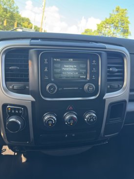 Used 2020 RAM 1500 Classic SLT image 12