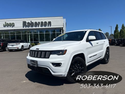 Certified 2022 Jeep Grand Cherokee Laredo X image 1