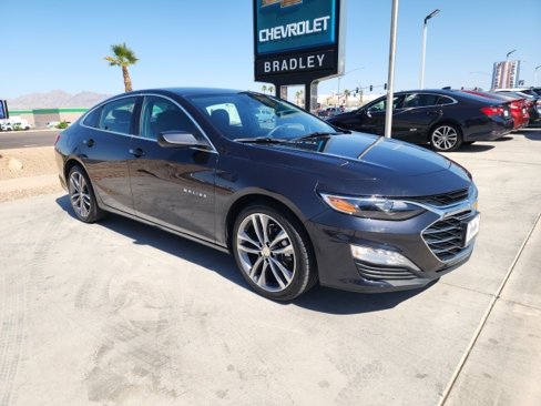 Used 2023 Chevrolet Malibu LT image 2