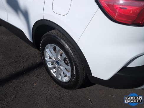 Used 2022 Ford Escape SE w/ Cold Weather Package image 9