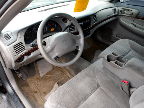 Used 2005 Chevrolet Impala LS w/ Sport Appearance Package image 9