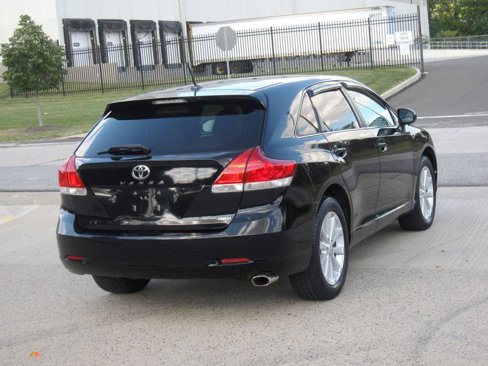 Used 2010 Toyota Venza AWD image 13