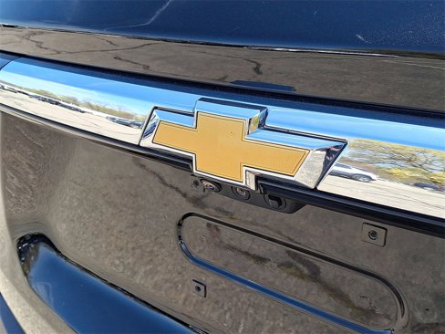Used 2022 Chevrolet Traverse LT w/ LT Premium Package image 24