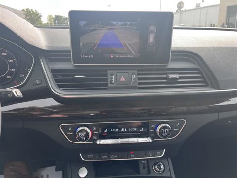 Used 2019 Audi Q5 2.0T Premium Plus w/ Premium Plus Package image 15