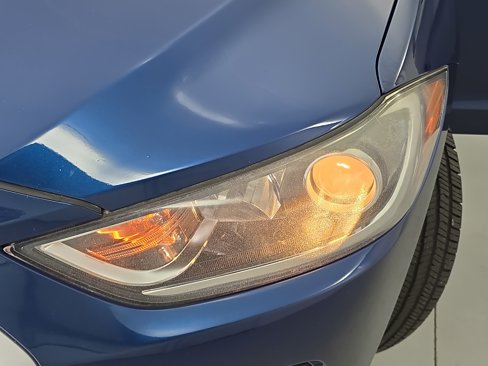 Used 2018 Hyundai Elantra SE w/ SE Connectivity Package 04 image 29