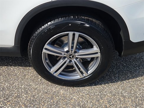 Used 2022 Mercedes-Benz GLC 300 4MATIC image 8