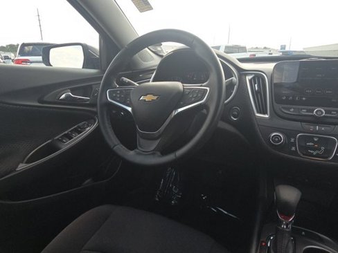 Used 2023 Chevrolet Malibu RS image 20