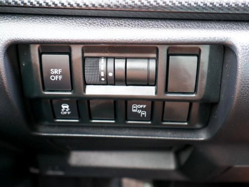 Used 2019 Subaru Crosstrek 2.0i Premium w/ Eyesight System image 22