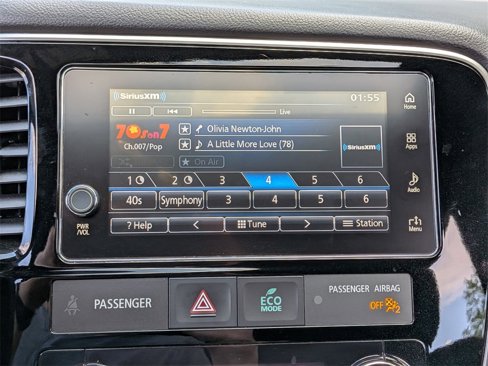 Used 2018 Mitsubishi Outlander LE image 16
