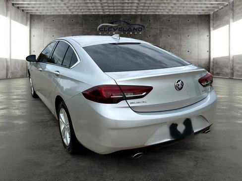 Used 2018 Buick Regal Preferred image 5