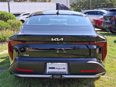 Certified 2025 Kia K4 LX image 5