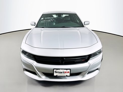 Used 2022 Dodge Charger SXT w/ Leather Interior Group image 2