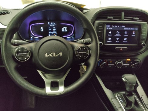 Used 2023 Kia Soul LX w/ Option Group 015 image 22