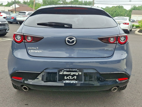 Used 2022 MAZDA MAZDA3 s image 5