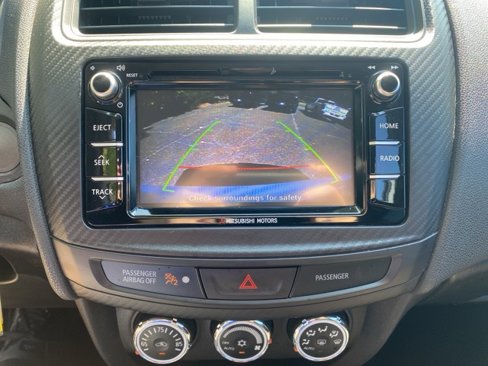 Used 2017 Mitsubishi Outlander Sport LE image 17