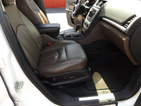 Used 2014 GMC Acadia SLT image 20