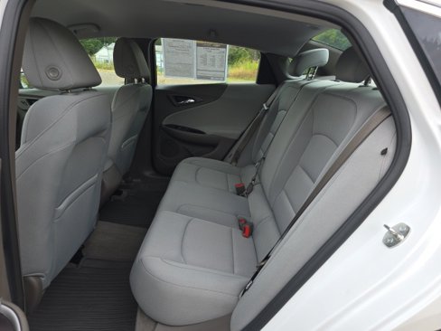 Used 2020 Chevrolet Malibu LS w/ Driver Confidence Package II image 22