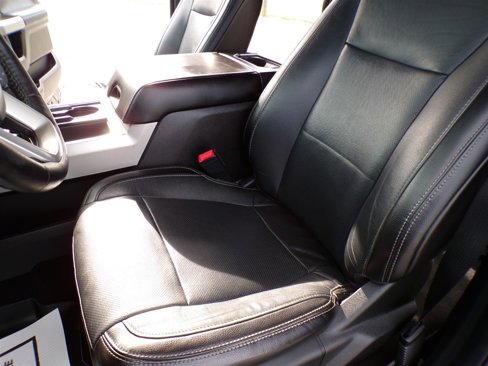 Used 2018 Ford F250 Lariat w/ Lariat Ultimate Package image 28