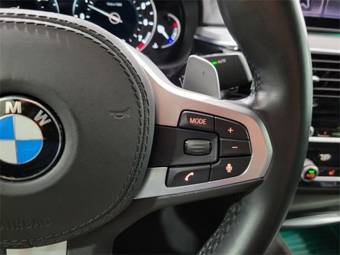 Used 2019 BMW 540i w/ M Sport Package image 18
