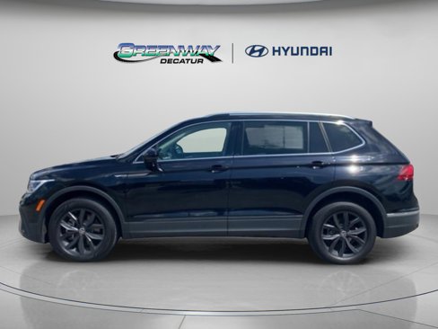 Used 2024 Volkswagen Tiguan SE image 6