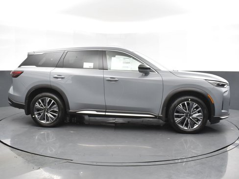 New 2026 INFINITI QX60 Luxe w/ Family Package image 4