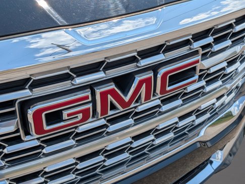 Used 2022 GMC Terrain Denali w/ LPO, Cargo Package image 26