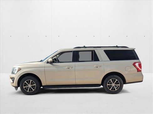 Used 2018 Ford Expedition Max XLT w/ Cargo Package image 8
