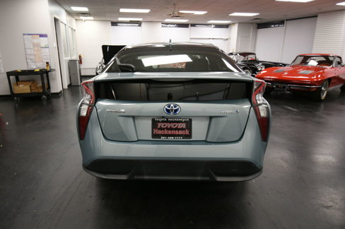Used 2016 Toyota Prius Three Touring image 6