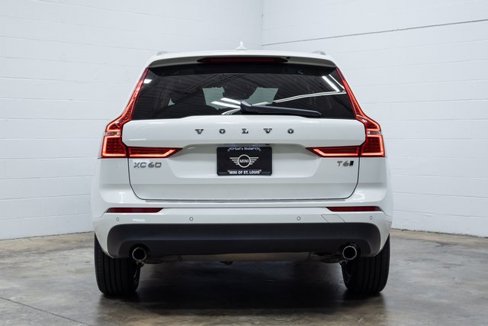 Used 2020 Volvo XC60 T6 Momentum image 9