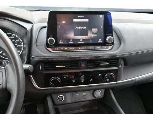 Used 2021 Nissan Rogue S image 19