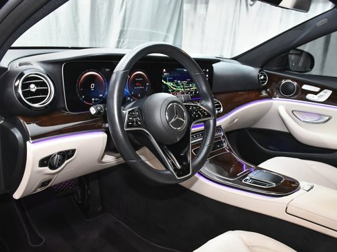 Used 2023 Mercedes-Benz E 350 4MATIC Sedan image 17