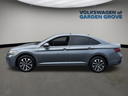 Used 2023 Volkswagen Jetta S image 6