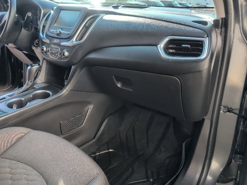 Used 2018 Chevrolet Equinox LT image 40