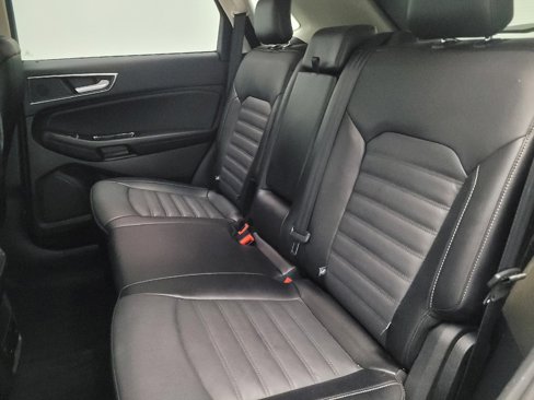 Used 2017 Ford Edge SEL w/ Equipment Group 201A image 18