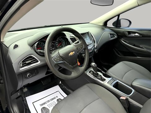 Used 2018 Chevrolet Cruze LT image 13