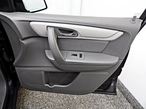 Used 2016 Chevrolet Traverse LS image 12