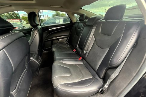 Used 2019 Ford Fusion Titanium image 25