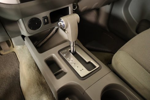 Used 2016 Nissan Frontier SV image 6