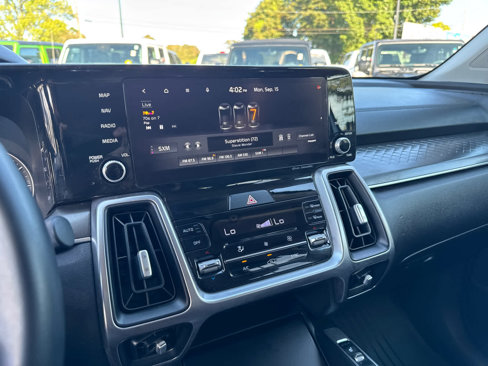 Used 2022 Kia Sorento S image 25